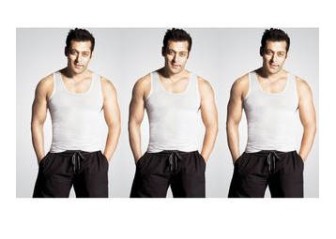 India Desire : Pack Of 3 Men Dixcy White Cotton Vests  At Rs. 107 Only- Paytm