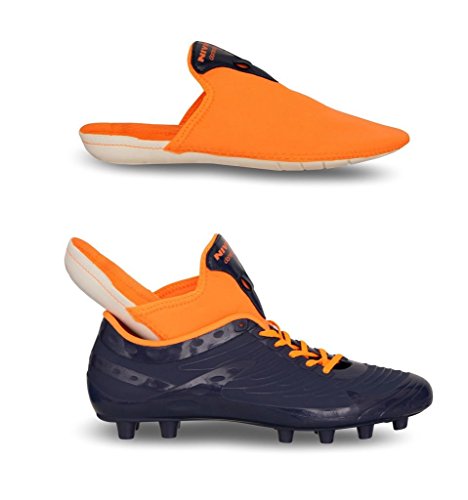 India Desire : Buy Nivia Dominator Football Stud, UK 7 (Blue) at Rs. 499 From Amazon [Regular Price Rs 828]
