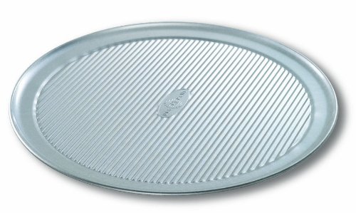 India Desire : Buy USA Pan Aluminized Steel Pizza Pan with Americoat, 14-Inch at Rs. 1009 from Amazon [MRP Rs 2099]