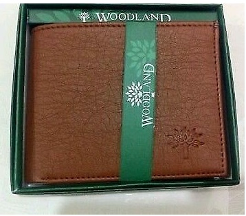 India Desire : Ebay Loot Deal: Buy Woodland Wallet From Rs 235 At Ebay